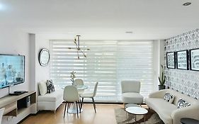 Like A Home With Balcony - 7Th Floor - Parking - Gym